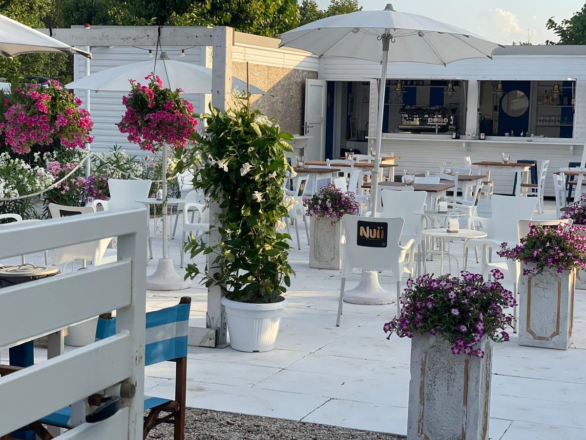 Galleria image /assets/bar/bar.jpg